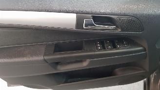 Opel Zafira 1.8 16V BENZ AUT MPV 140 PK picture 8