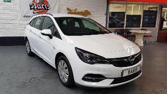 Opel Astra 1.2 TURBO 12V COMBI/O  BENZ 1.199CC 81KW 110PK picture 3