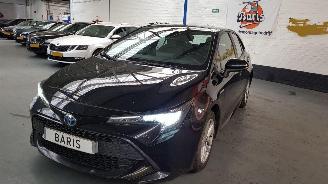 Coche accidentado Toyota Corolla 1.8 16V HYBRID AUT 4DRS  BENZ ELK.1.798CC 90KW 122PK 2020/2