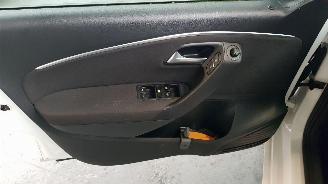 Volkswagen Polo 1.2 TSI 16V BLUEMOTION  BENZ 1,197CC 66KW 90PK picture 8