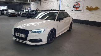 Schadeauto Audi A3 1.4 TFSI ACT 16V AUT SEDAN 4DRS BENZ 1.395CC 110KW 150PK 2015/5