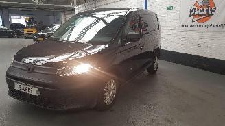 dañado vehículos comerciales Volkswagen Caddy 2.0 TDI BLUEMOTION  DSL 1.968 55 KW 75PK 2024/1