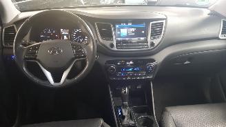 Hyundai Tucson 1.7 CRDI HP AUT 141 PK SUV.... picture 8