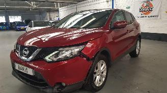 škoda osobní automobily Nissan Qashqai 1.2 DIG-T 16V SUV  BENZ 1.197CC 85KW 116PK 2014/7