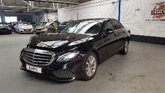 Auto incidentate Mercedes E-klasse E-200D 1.6 TURBO 16V AUT SEDAN 4DRS DSL 1.598CC 118KW 160PK 2019/9