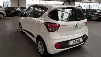 Hyundai I-10 1.0 12V  BENZ 998CC 49KW 67PK picture 6