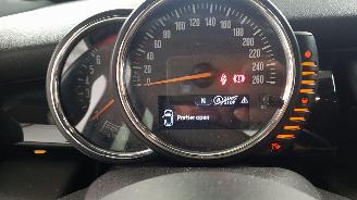Mini Cooper 1.5 12V COOPER  2 DRS BENZ 1.499CC 100KW 136PK picture 10