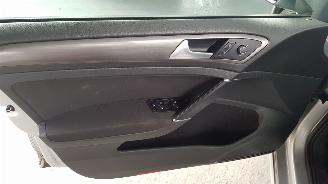 Volkswagen Golf 1.2 TSI 16V  BENZ 1.197CC 77KW 105PK picture 8