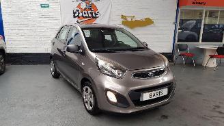 Damaged car Kia Picanto 1.0 CVVT Comfort Pack 2011/5