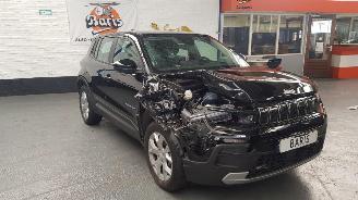 Schadeauto Jeep Avenger 54 KWH SUV  AUT ELEKTRISCH  115KW 156 PK FWD 2024/1