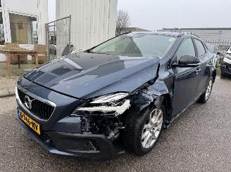 Auto incidentate Volvo V-40 CROSS COUNTRY 1.5 T3 AUTOMAAT BJ 2019 2019/11