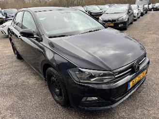 Voiture accidenté Volkswagen Polo 1.0 TSI 5DRS AIRCO BJ 2018 2018/3