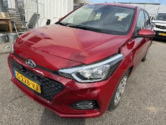 Coche accidentado Hyundai I-20 1.0 T-GDI COMFORT BJ 2020 77026 KM NAP ! 2020/1