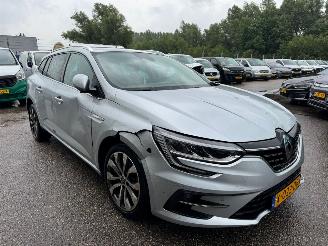 uszkodzony samochody osobowe Renault Mégane Estate 1.3 AUTOMAAT TCe 140 Techno BJ 2023 40.012 KM 2023/10