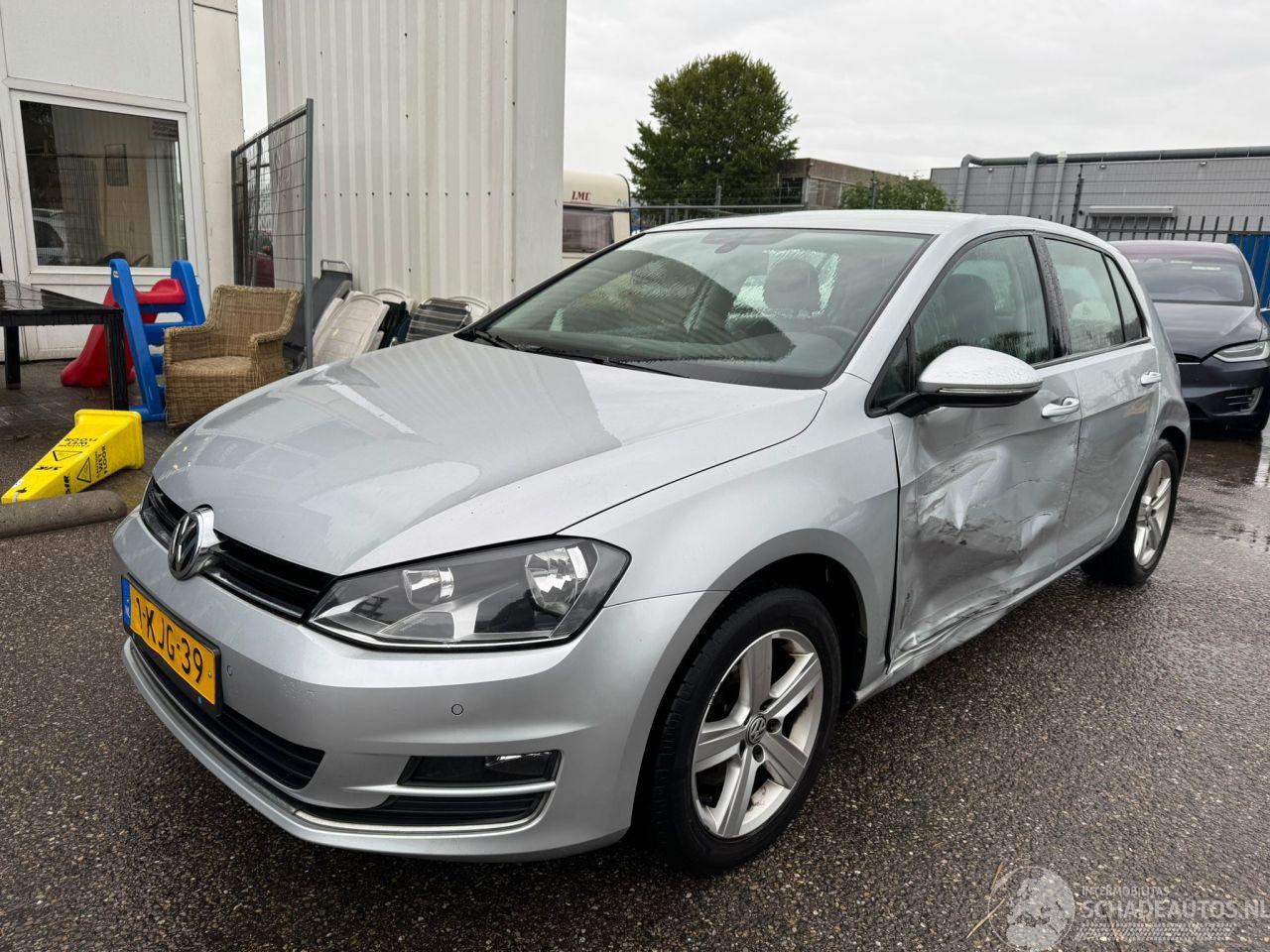 Volkswagen Golf 1.2 TSI Highline