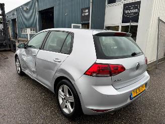 Volkswagen Golf 1.2 TSI Highline picture 3