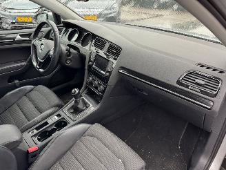 Volkswagen Golf 1.2 TSI Highline picture 11