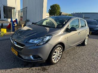 Vaurioauto  passenger cars Opel Corsa-E 1.4-16V Cosmo 2015/5