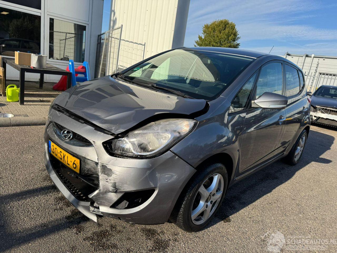 Hyundai Ix20 1.4i i-Vision BJ 2011 148.836 KM