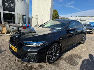 damaged passenger cars BMW 5-serie 530e AUTOMAAT  Business Edition Plus BJ 2022 86.231 KM 2022/2