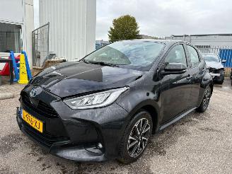 Damaged car Toyota Yaris 1.5 Hybrid Dynamic AUTOMAAT 2021/8