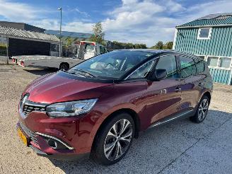 Schadeauto Renault Scenic 1.3 TCe Intens 7persoons AUTOMAAT 2018/5