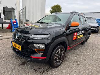 damaged passenger cars Dacia Spring Comfort Plus 27 kWh AUTOMAAT 2022/11