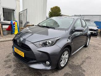 Schadeauto Toyota Yaris 1.5 Hybrid 115 Active AUTOMAAT 2024/3