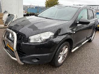 krockskadad bil bedrijf Nissan Qashqai+2 2.0 dCi Optima 2012/1