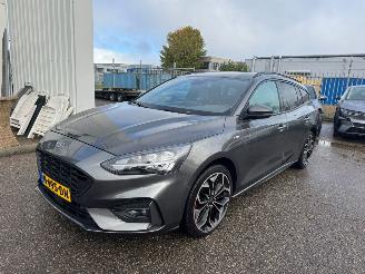 Vaurioauto  passenger cars Ford Focus Wagon 1.5 EcoBoost ST Line Business AUTOMAAT 2020/1