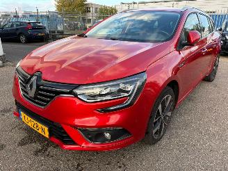 Avarii autoturisme Renault Mégane Estate 1.3 TCe Bose BJ 2019 BJ 2019 80.565 KM 2019/1
