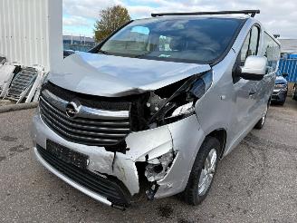 skadebil bedrijf Opel Vivaro 1.6 CDTI L2H1 DC Sport EcoFlex BJ 2016 173.365 KM 2016/9