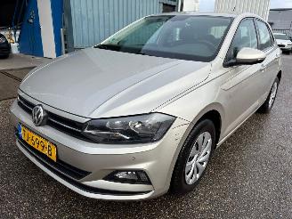 Coche accidentado Volkswagen Polo 1.0 TSI AUTOMAAT Comfortline BJ 2018 117.364  KM 2018/8