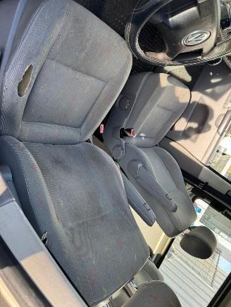 Volkswagen Transporter 2.5 TDI 300 BJ 2005 302.203 KM picture 10