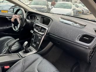 Volvo V-40 1.6 T3 Summum BJ 2012 173.882 KM picture 13