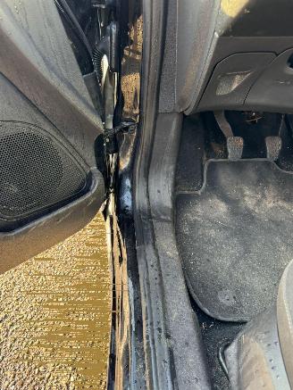 Ford Fiesta 1.0 EcoBoost Titanium X picture 9