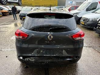 Renault Clio Estate 1.2 TCe Intens AUTOMAAT picture 4