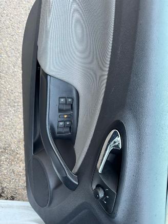 Seat Ibiza ST 1.0 EcoTSI Style Connect BJ 2016 206.333 KM picture 12