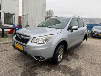 damaged passenger cars Subaru Forester Forester 2.0 AUTOMAAT Luxury BJ 2014 232.964 KM 2014/4