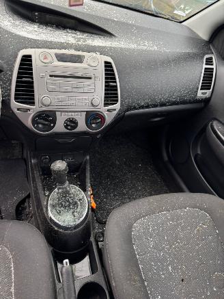 Hyundai I-20 1.2i i-Motion picture 11