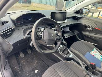 Peugeot 208 1.2 PureTech Active BJ 2022 74555 KM picture 7