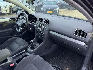 Volkswagen Golf 2.0 TDI Highline picture 15