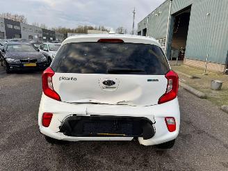 Kia Picanto 1.0 CVVT Design Edition picture 4