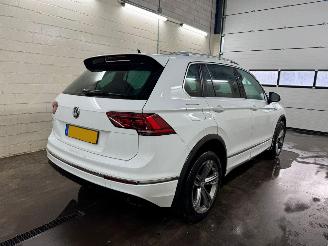 Volkswagen Tiguan 1.5 TSI AUTOMAAT BUSINESS R LINE picture 4
