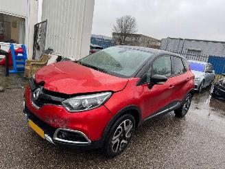 skadebil auto Renault Captur 1.5 dCi Xmod BJ 2016 293.034 KM 2016/5