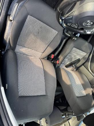 Volkswagen Polo 1.2-12V Comfortline BJ 2010 218.762 KM picture 14