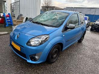 uszkodzony samochody osobowe Renault Twingo 1.2-16V Collection BJ 2011 125.698 KM 2011/11