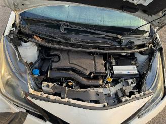 Toyota Aygo 1.0 VVT-i x-play BJ 2014 142.605 KM picture 13