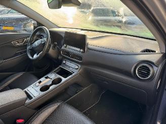 Hyundai Kona EV Premium Sky 64 kWh picture 14