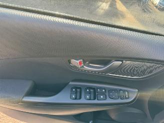 Hyundai Kona EV Premium Sky 64 kWh picture 18